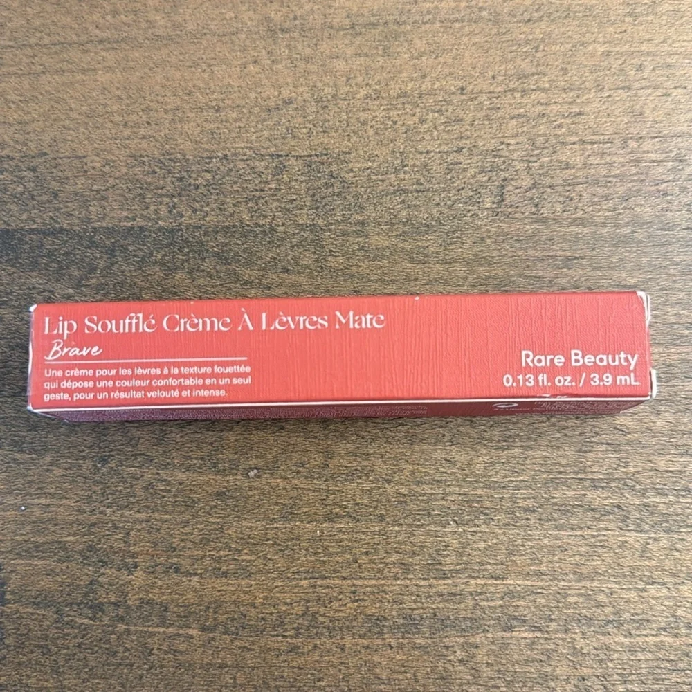 RARE BEAUTY LIP SOUFFLE MATTE CREAM LIPSTICK - BRAVE COLOR